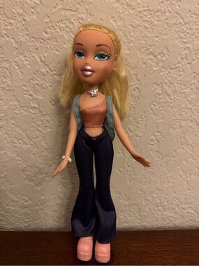 Vintage Bratz Flaunt It Cloe “Angel” Doll Original Outfit Accessories 2001 MGA
